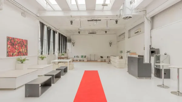 Il secondo loft total white