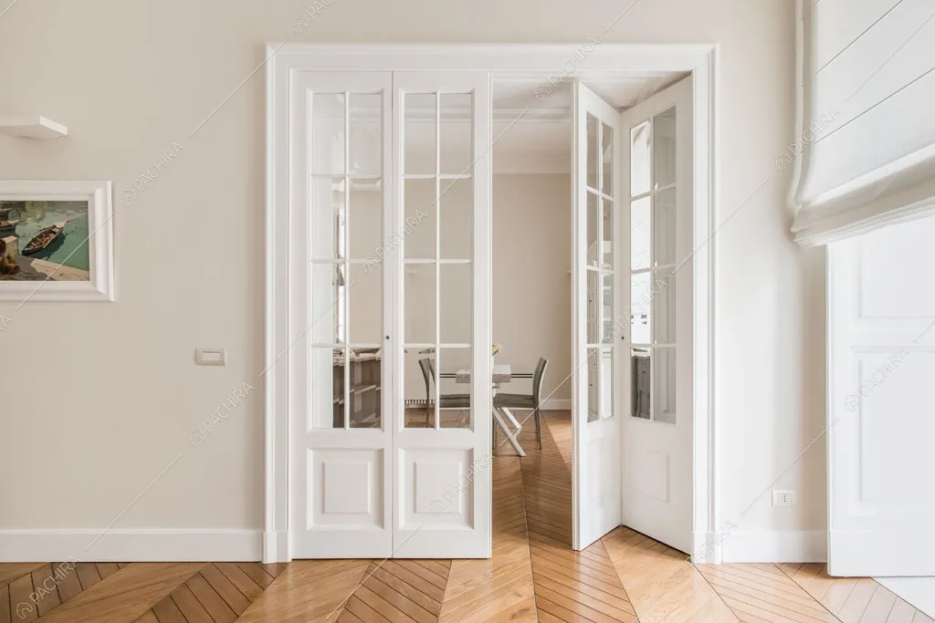 Sala dell'appartamento Han, location in stile contemporaneo a Napoli
