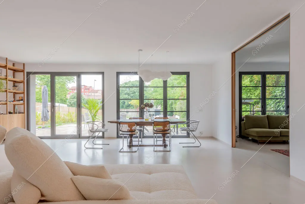 Zona living del loft Tigri, location in stile contemporaneo a Milano