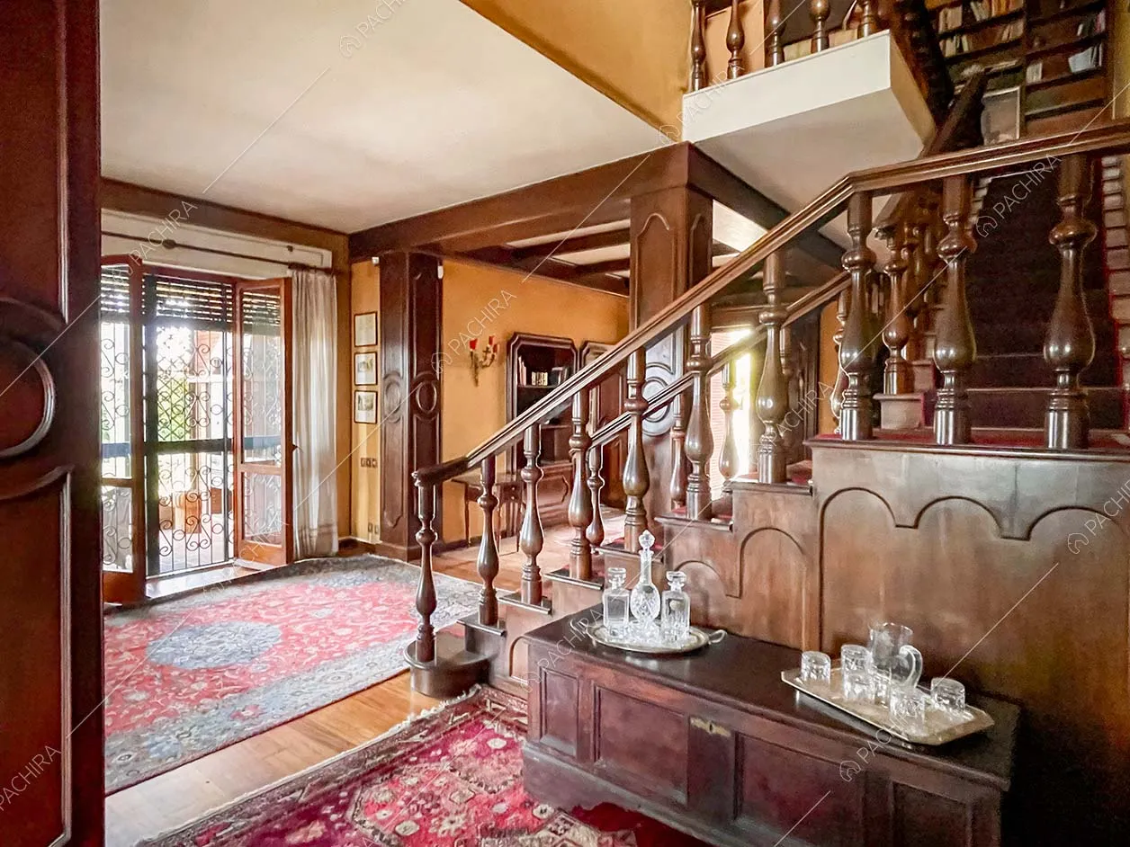 Atrio della villa Apatite, location in stile classico a Roma