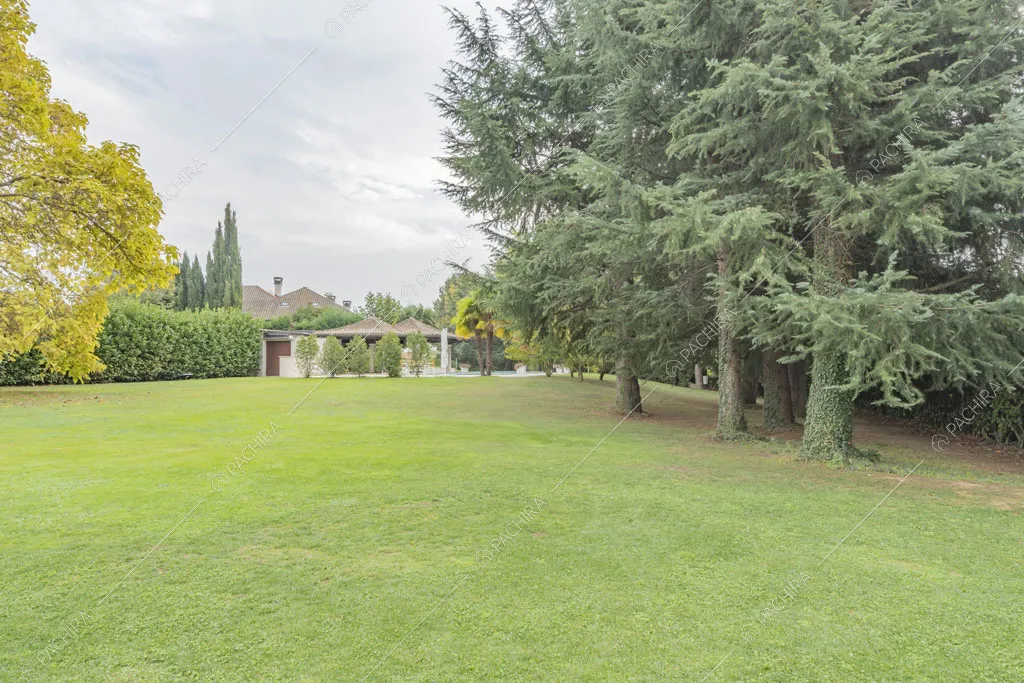 Parco della villa Bris, location in stile contemporaneo a Torino