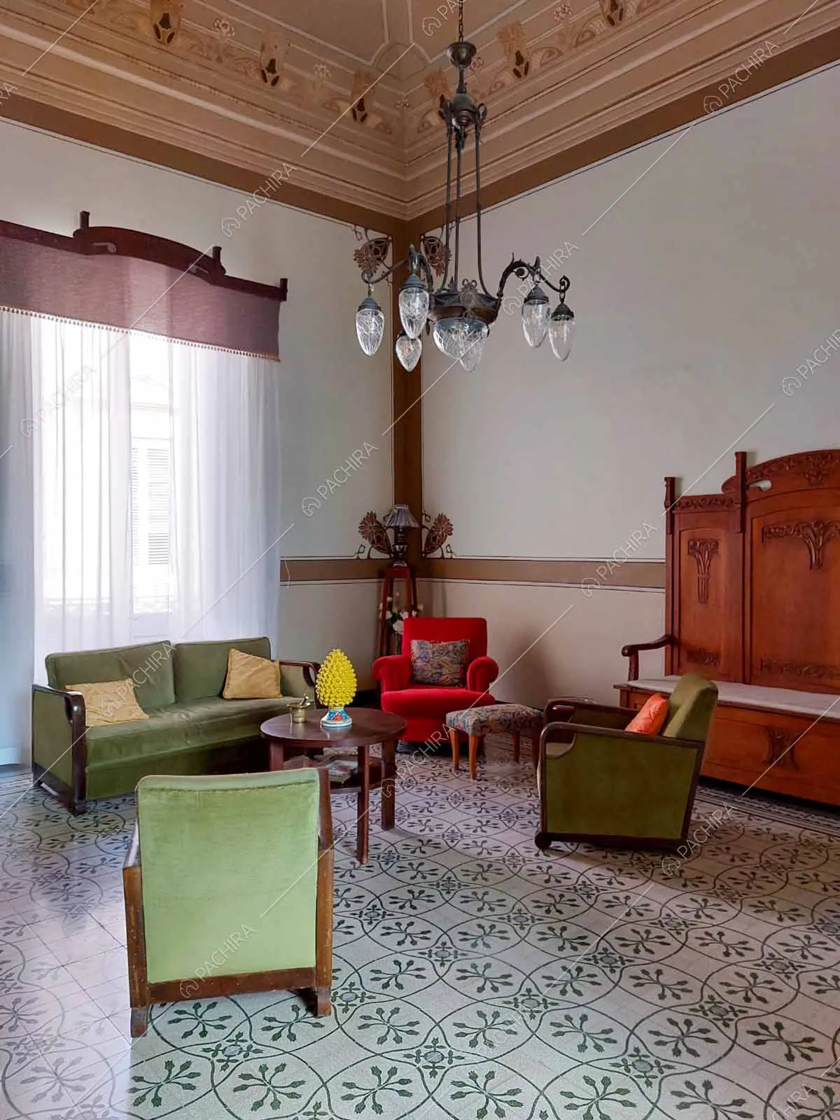 Sala dell'appartamento Ebro, location in stile liberty a Lecce