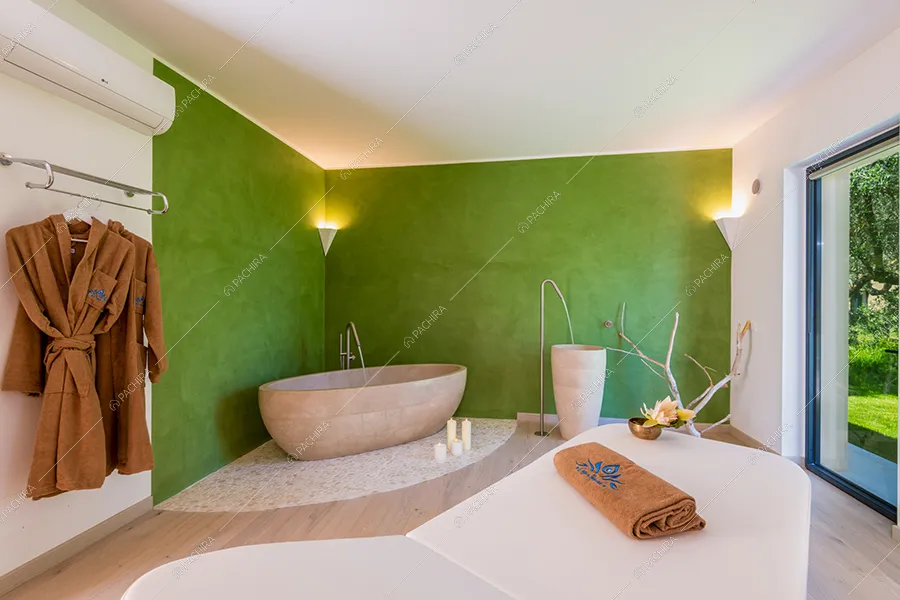 Bagno della masseria Chinook, location in stile contemporaneo a Lecce