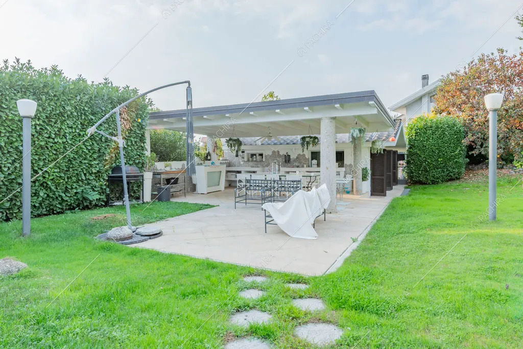 Veranda della villa Ararat, location in stile classico a Milano
