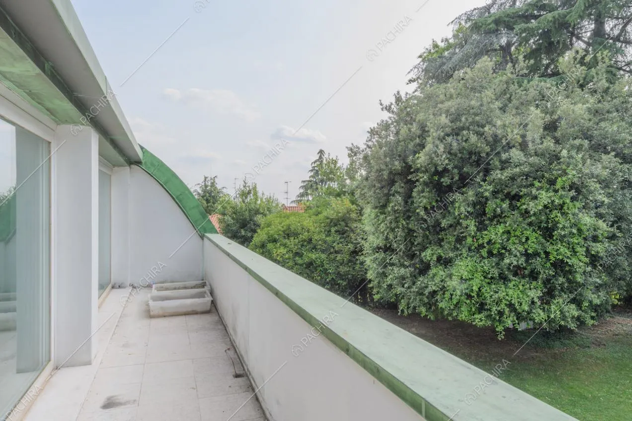 Terrazza con vista sul giardino