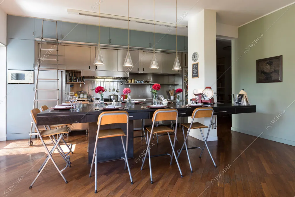 Zona living dell'appartamento Volga, location in stile moderno a Roma
