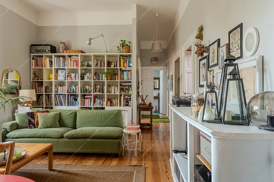 Zona living della villa Rame, location in stile classico a Milano