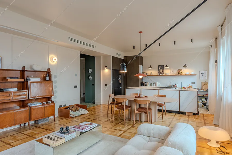 Zona living dell'attico Celestina, location in stile contemporaneo a Milano