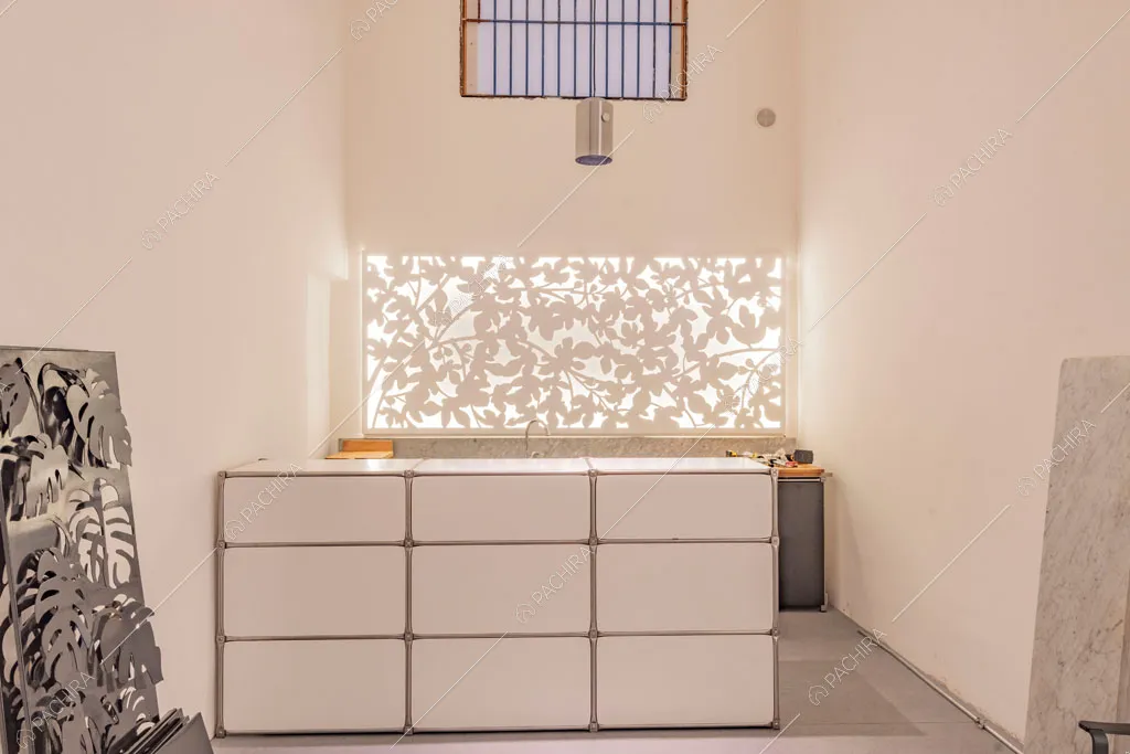 Cucina dell'espositivo Couve, location in stile contemporaneo a Roma