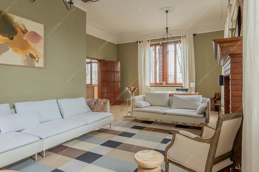 Salotto della villa Vinson, location in stile moderno a Milano
