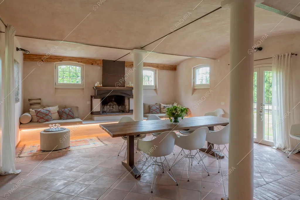 Sala della villa Missouri, location in stile rustico a Mantova