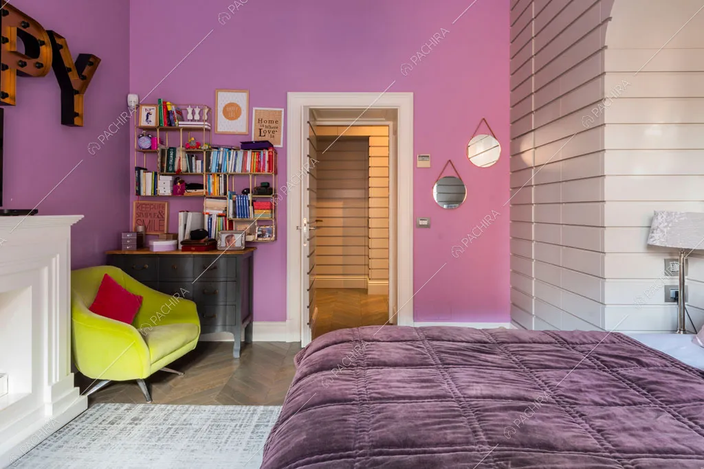 Camera da letto della villa Espero, location in stile contemporaneo a Roma