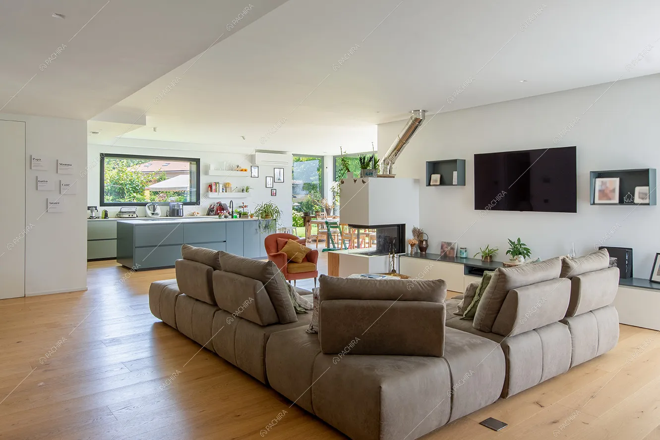 Sala della villa Ladone, location in stile moderno a Lecco