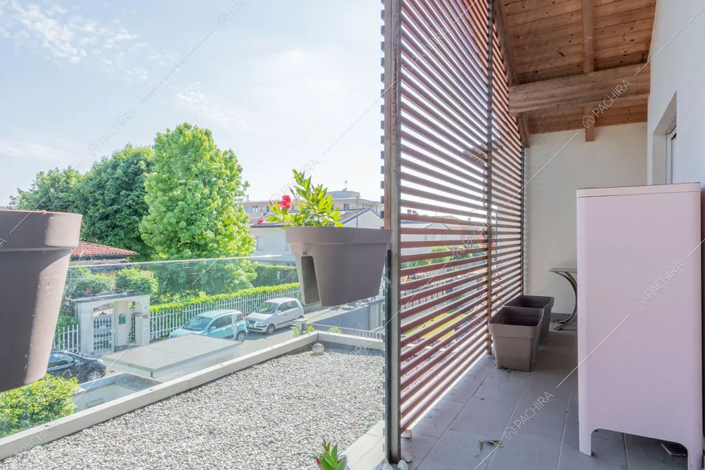 Terrazza della villa Garnet, location in stile contemporaneo a Milano