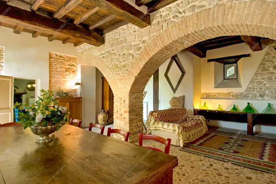 Sala della dimora storica Platano, location in stile rustico a Perugia
