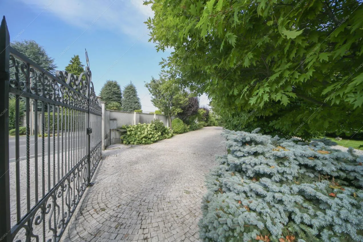 Location Rododendro villa provincia di Milano 3