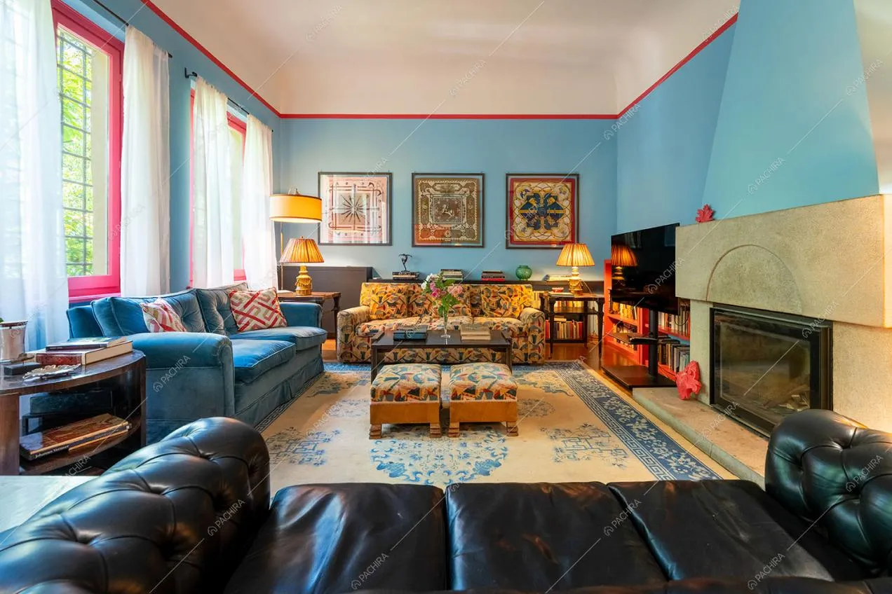 Salotto della villa Gombo, location in stile moderno a Firenze