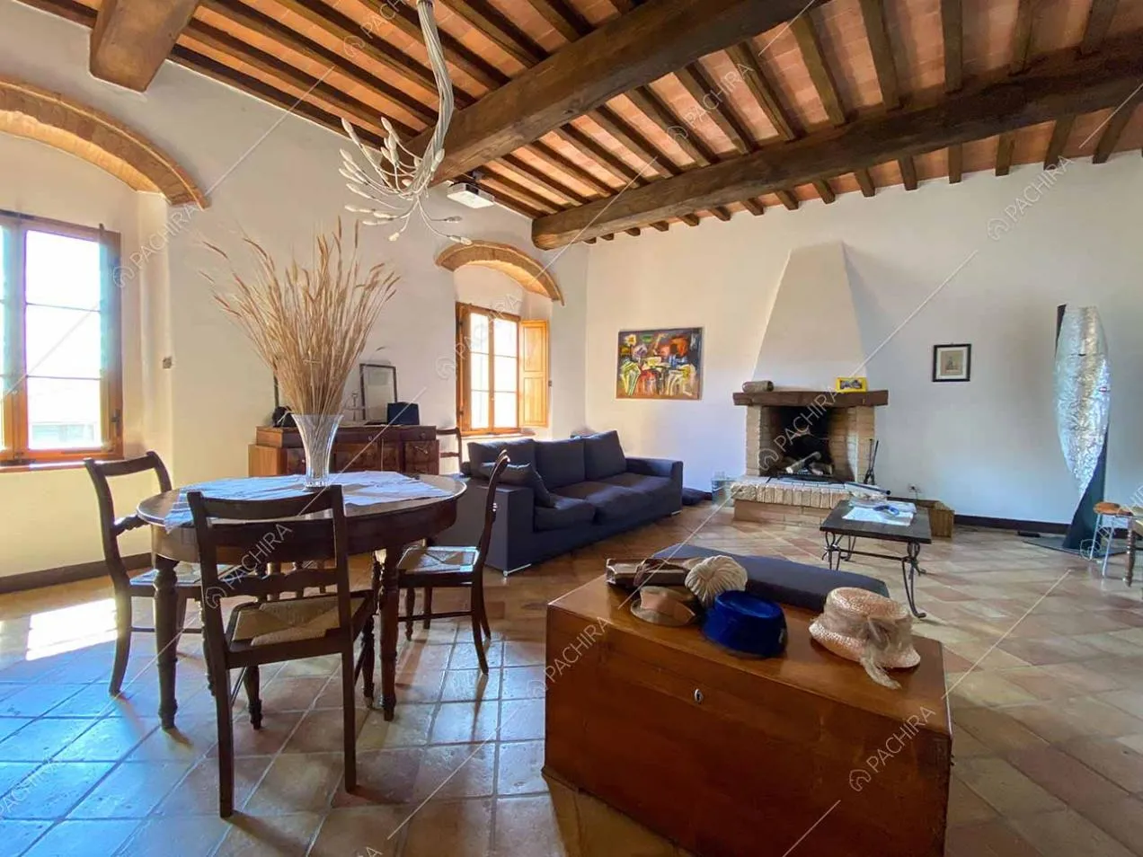 Salotto del borgo Clematide, location in stile rustico a Pisa
