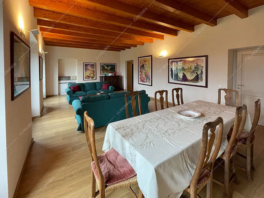 Sala da pranzo della villa Parnaso, location in stile classico a Lecco