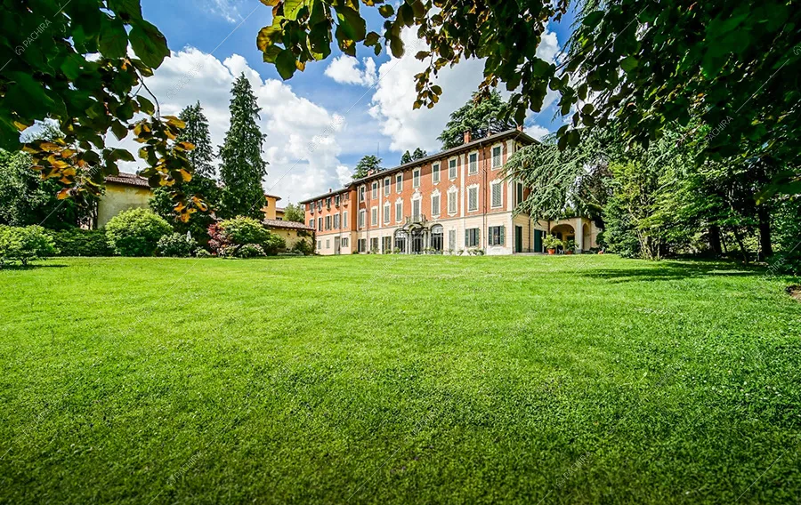 Parco della dimora storica Cinabro, location in stile classico a Lecco