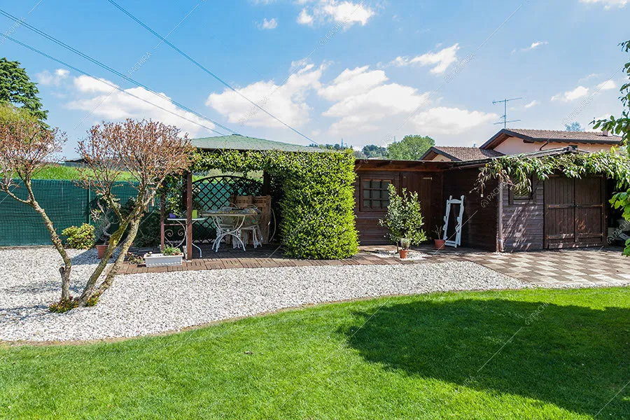 Giardino della villa Filesia, location in stile contemporaneo a Lecco