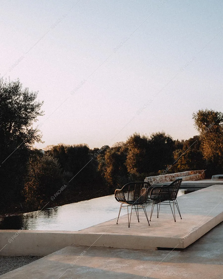 Piscina della villa in stile contemporaneo Kara, location per shooting a Brindisi