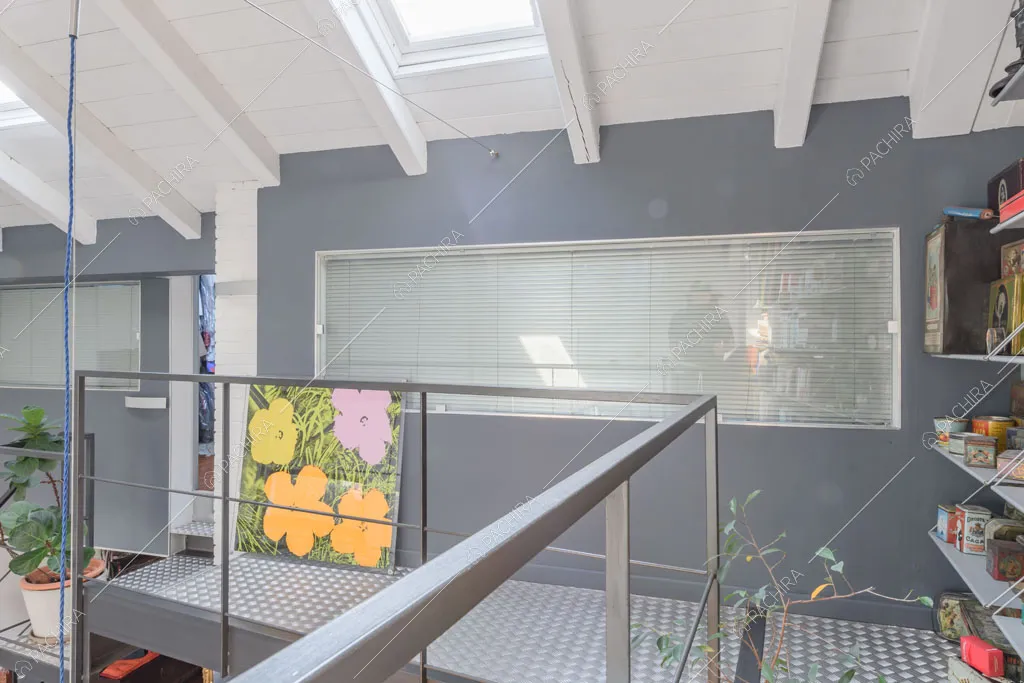 Soppalco del loft Cascarilla, location in stile moderno a Milano