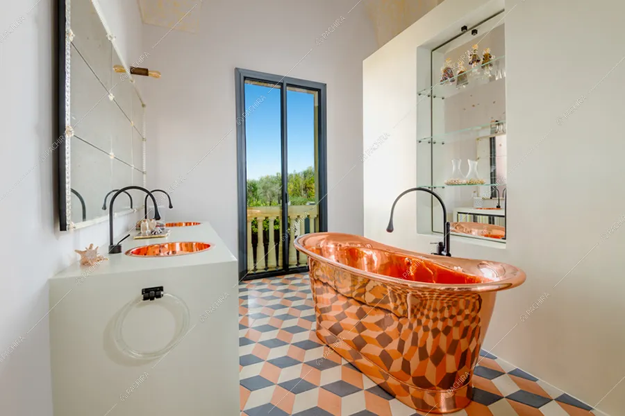 Bagno della masseria Chinook, location in stile contemporaneo a Lecce