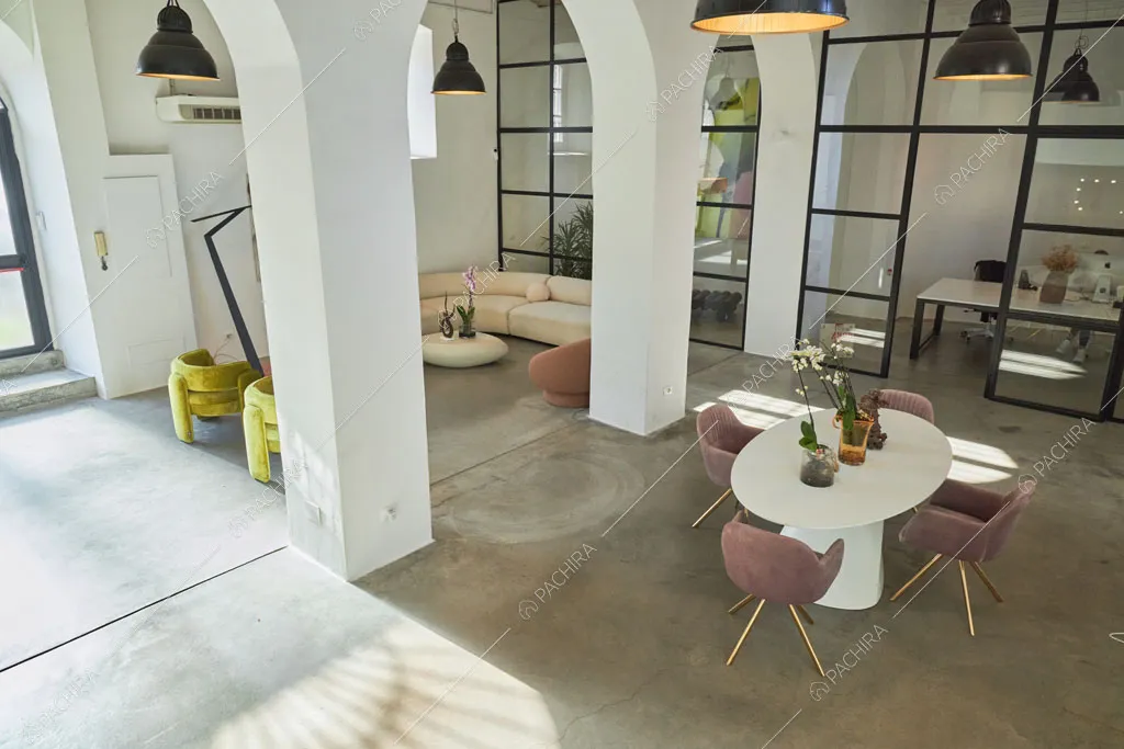 Sala del loft Manaslu, location in stile minimal a Roma