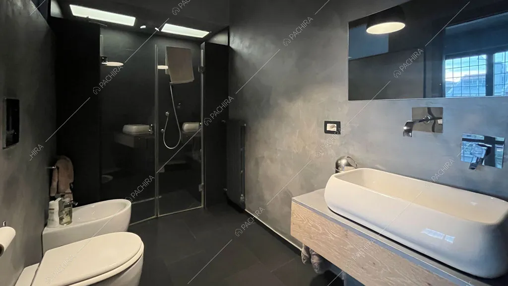 Bagno della villa Andesine, location in stile moderno a Roma
