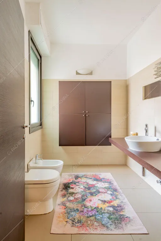 Bagno della villa Darling, location in stile contemporaneo a Monza