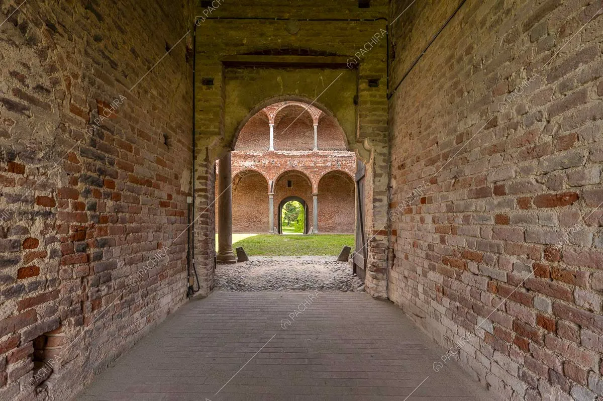 Corridoio della dimora storica Angelite, location in stile classico a Torino