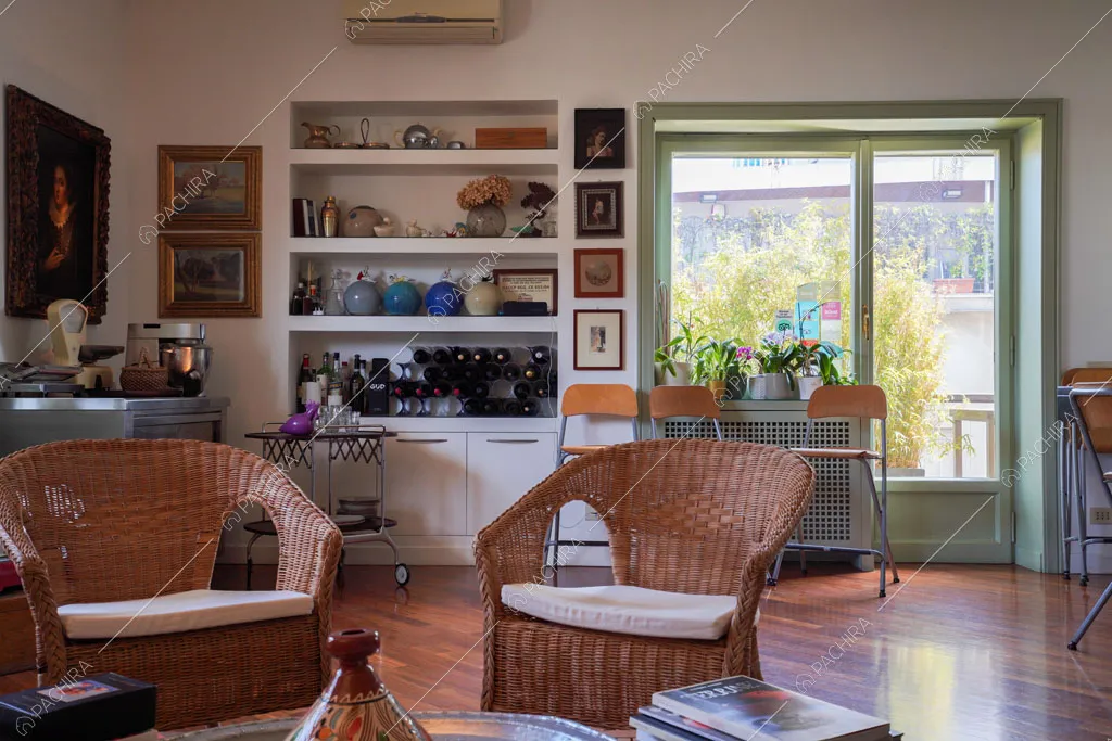 Zona living dell'appartamento Volga, location in stile moderno a Roma