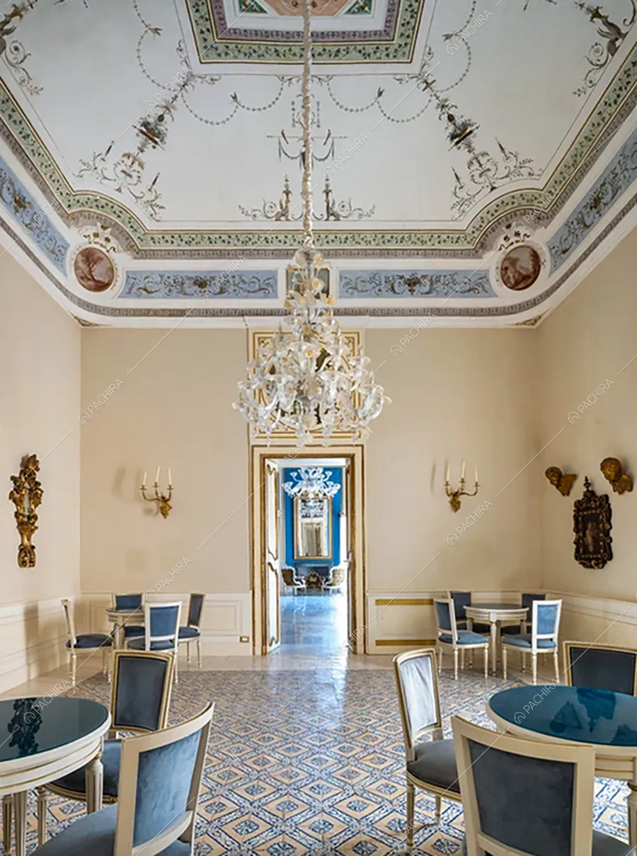 Sala da pranzo della dimora storica Papiro, location in stile classico a Siracusa