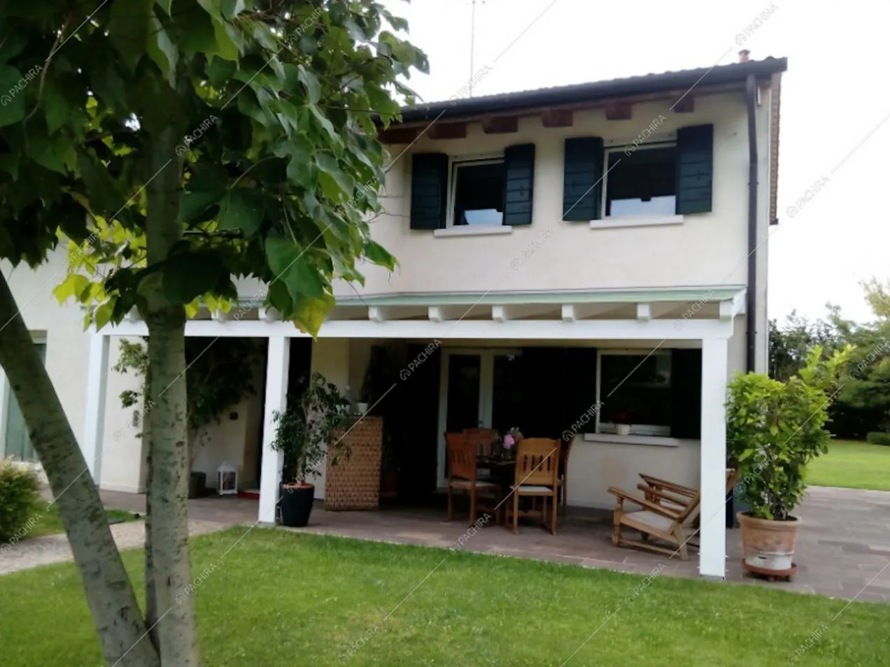 Villetta indipendente immersa nel verde