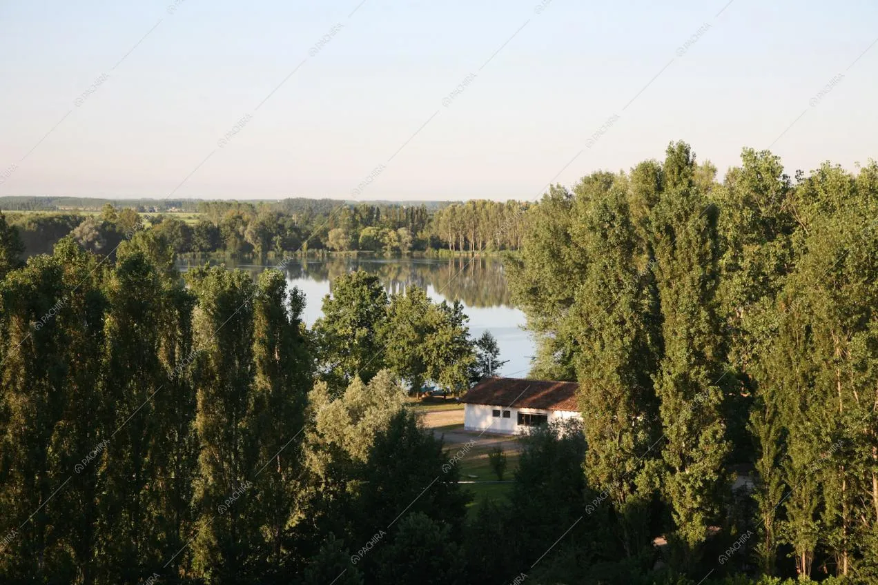 Visuale aerea sul parco e sul lago