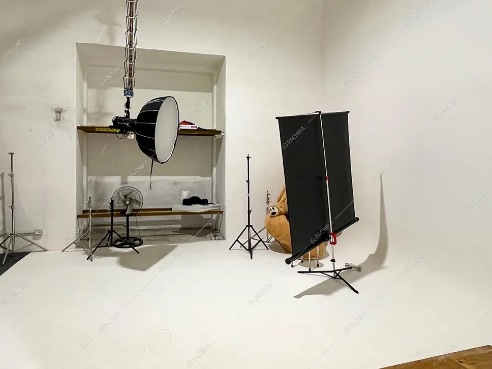 Studio del teatro di posa Erebus, location in stile contemporaneo a Roma