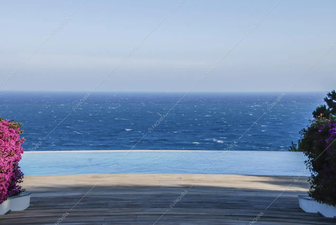 Vista panoramica dalla piscina