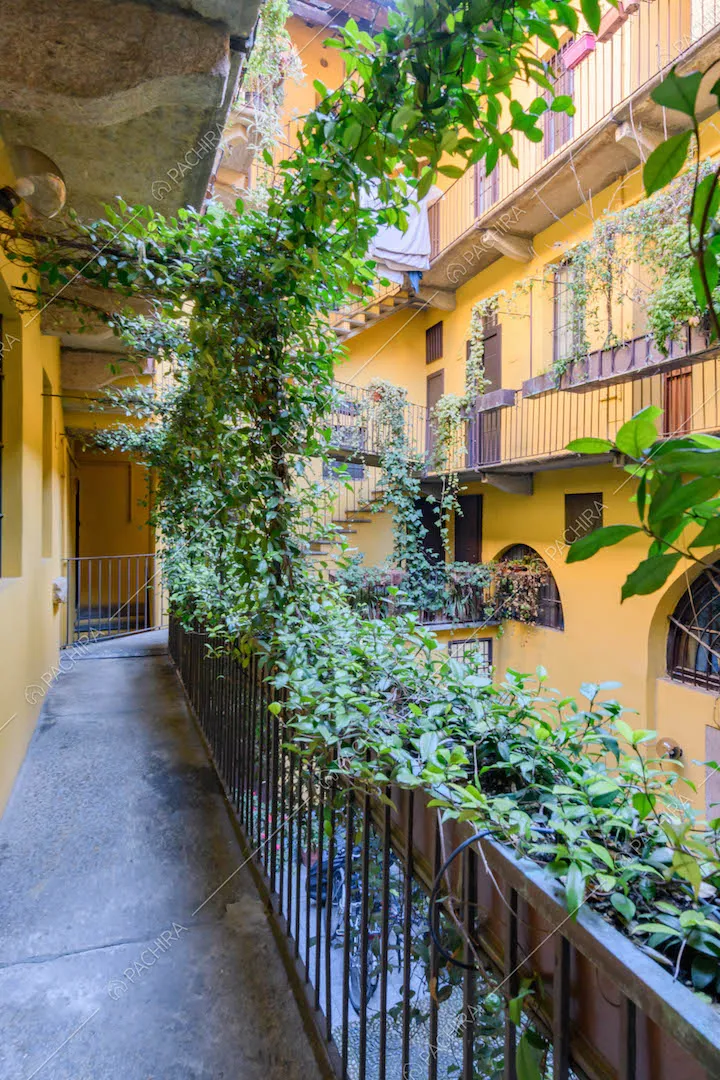 Ballatoio nel cortile interno della location