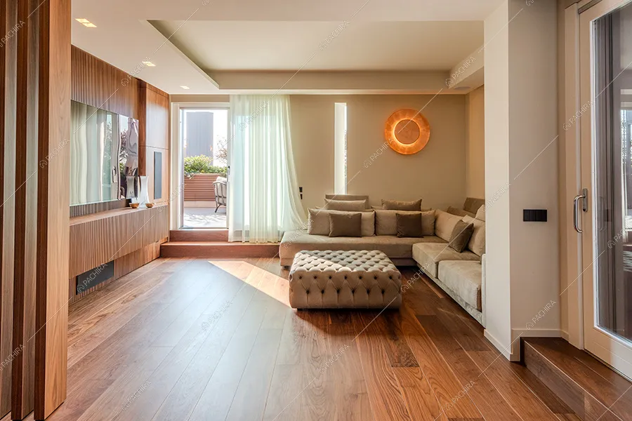 Salotto della location Ebano, attico in stile classico a Milano