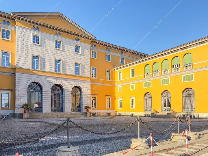 Esterni della dimora storica Ande, location in stile classico a Monza