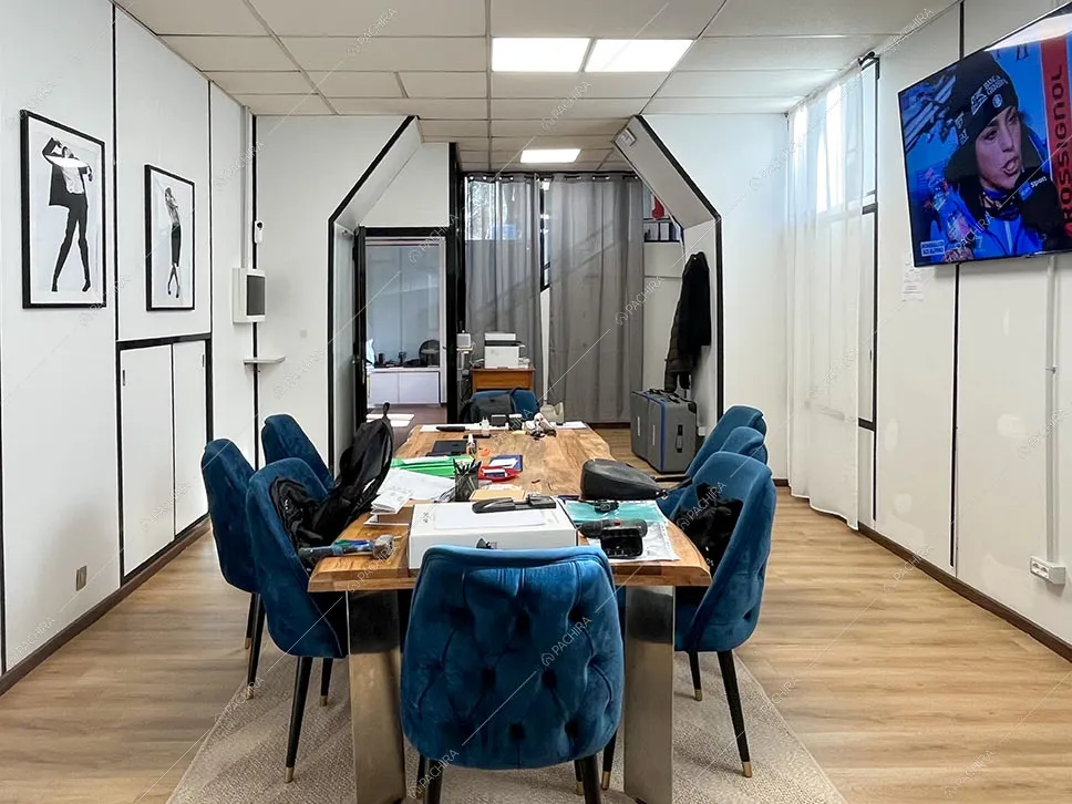 Studio del teatro di posa Erebus, location in stile contemporaneo a Roma
