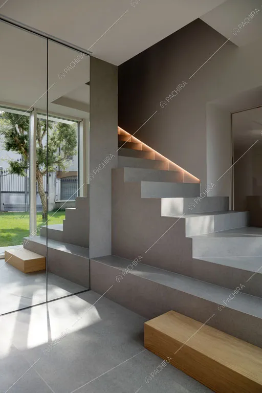 Scale della villa Makalu, location in stile contemporaneo a Brescia