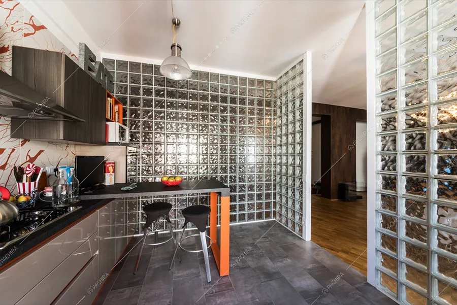 Cucina dell'appartamento Araguaia, location in stile moderno a Roma