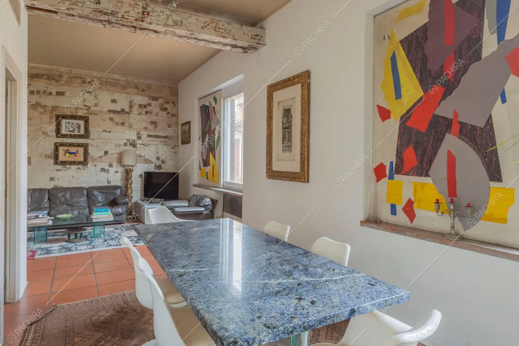 Sala da pranzo dell'appartamento Pancrazio, location in stile contemporaneo a Roma