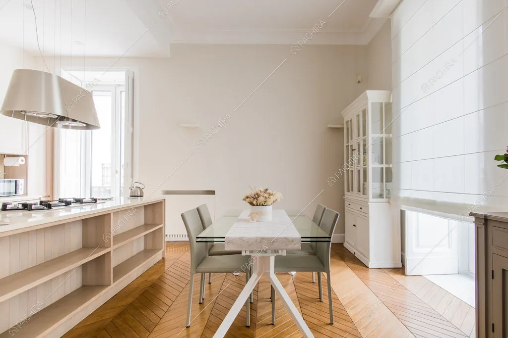 Cucina dell'appartamento Han, location in stile contemporaneo a Napoli