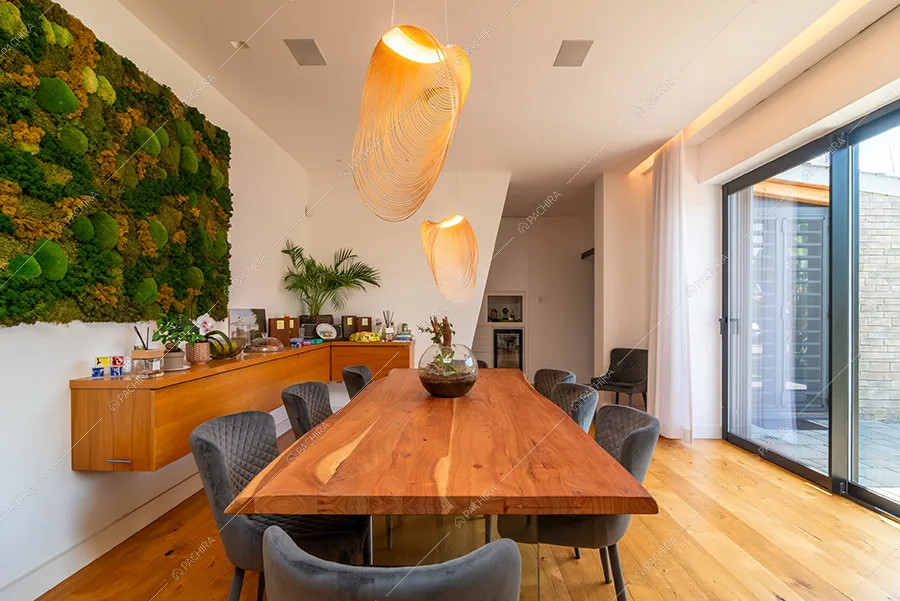 Sala pranzo della villa Argon, location in stile moderno a Roma