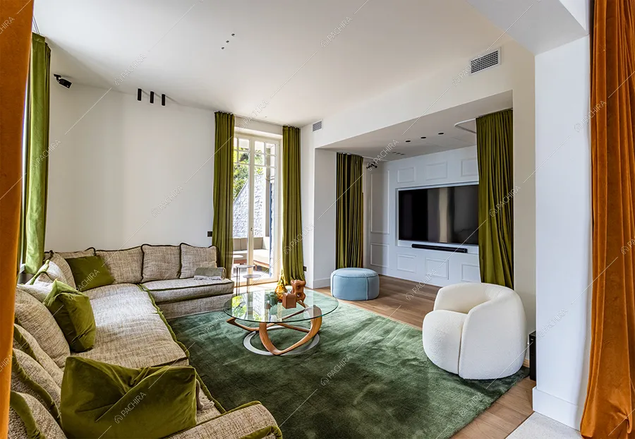 Salotto della villa Argento, location in stile moderno a Como