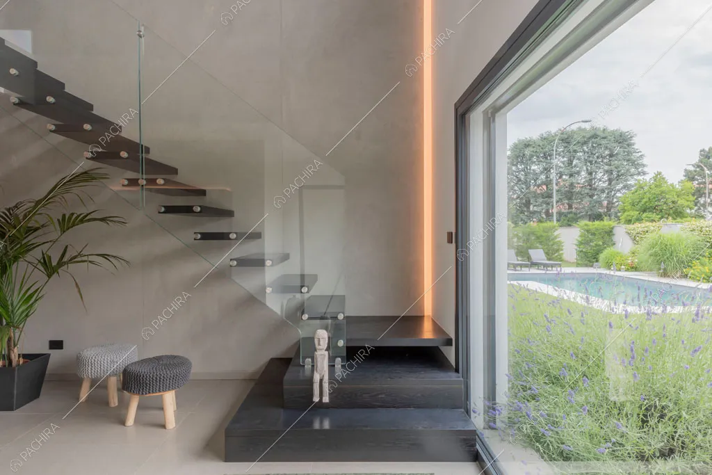 Scale della villa Diosma, location in stile moderno a Milano