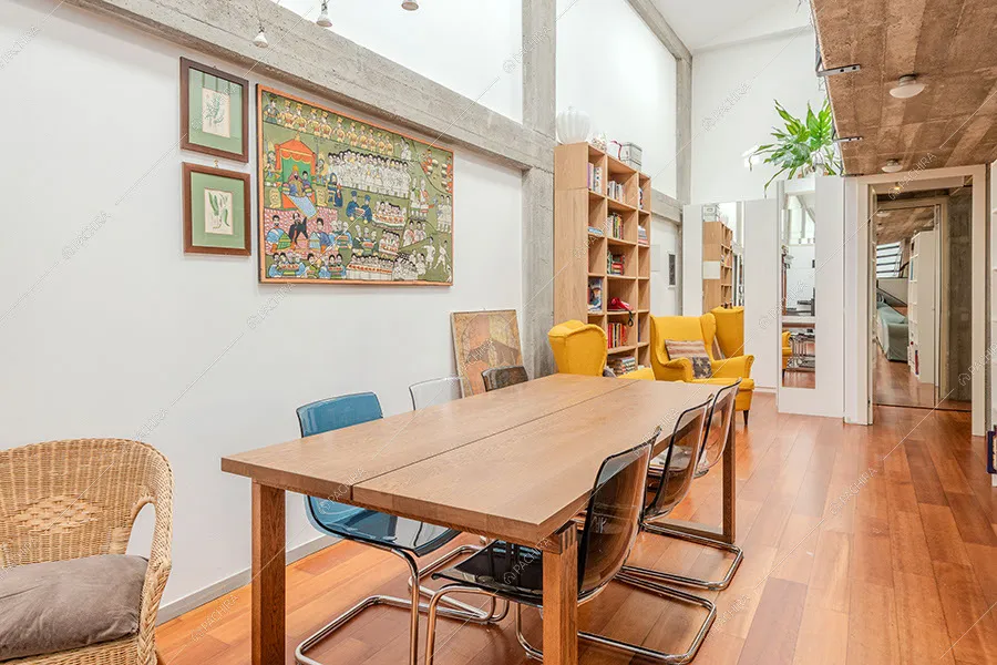Sala da pranzo del loft Tocantis, location in stile moderno a Milano